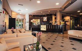 Euro Hotel